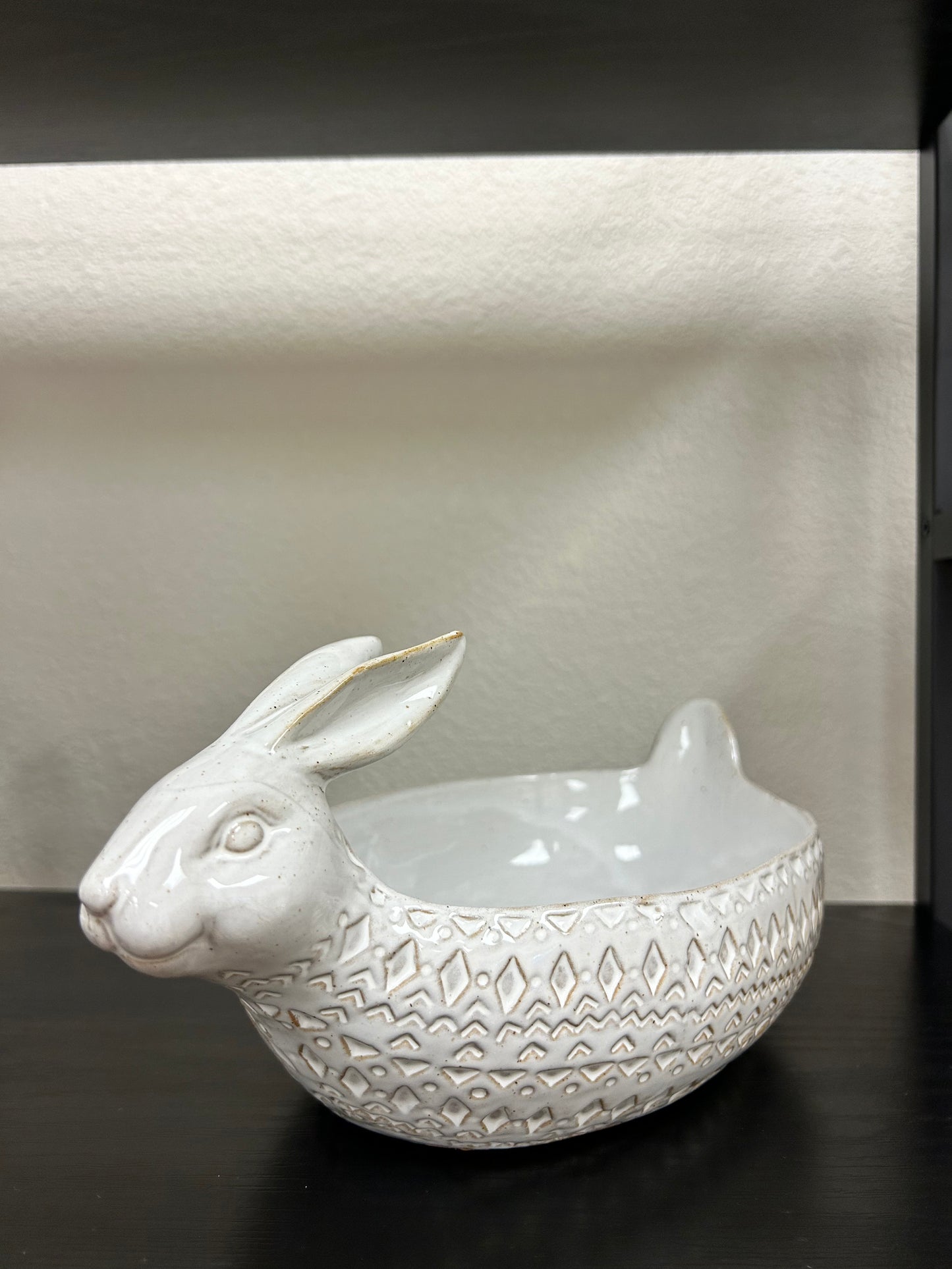 Stoneware Rabbit Bowl ￼